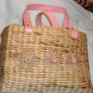 Straw Tote Bag with Checkerboard Lining 4x9x11